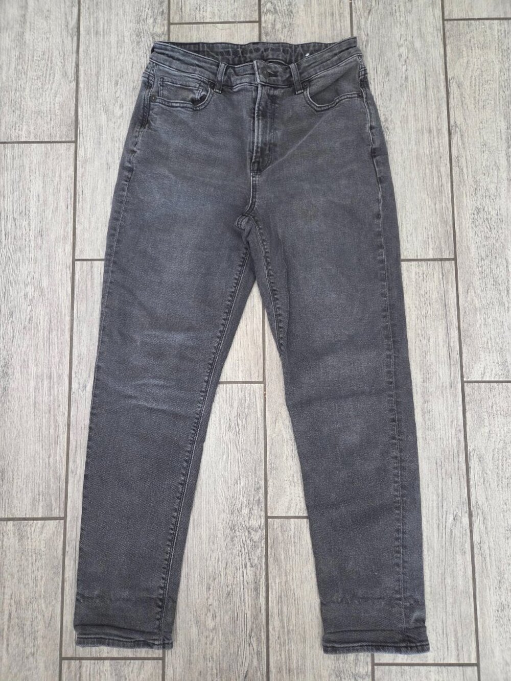 American Eagle Women’s 4 Regular Charcoal Gray High Rise Skinny Stretch Jeans